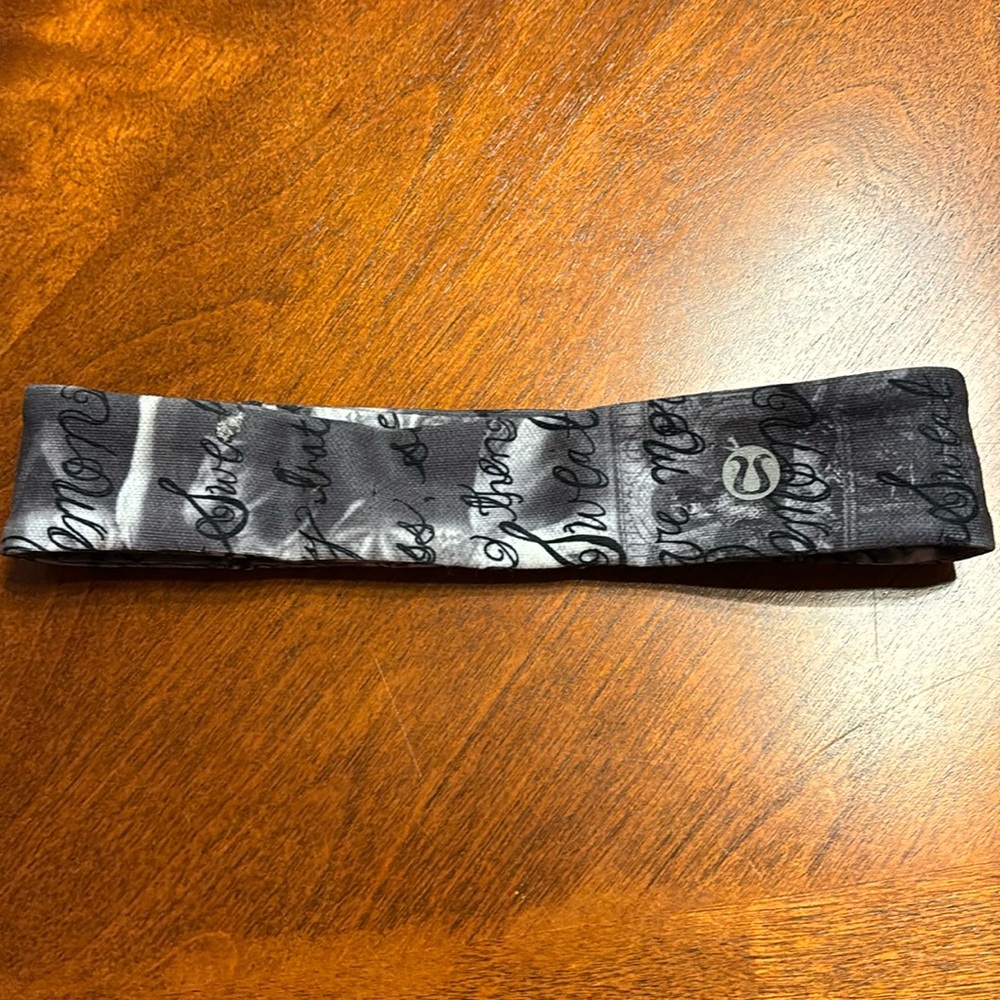 Lululemon headband-NWOT